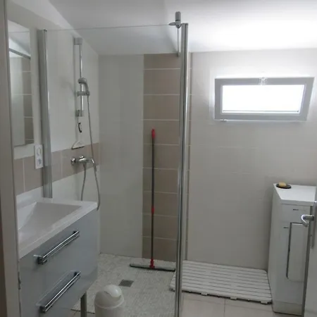 Location Les Bains 15 Personnes Tatil Evi La Brée-les-Bains