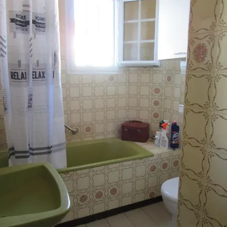 Location Les Bains 15 Personnes * La Brée-les-Bains