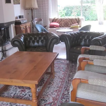 Location Les Bains 15 Personnes *