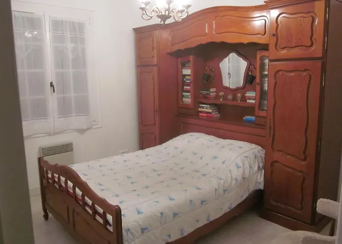 بيت للعطل Location Les Bains 15 Personnes La Brée-les-Bains